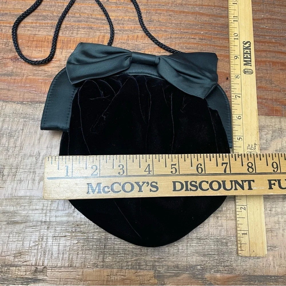 vintage inspired Elegant Black Velvet Bow Bag evening satin formal